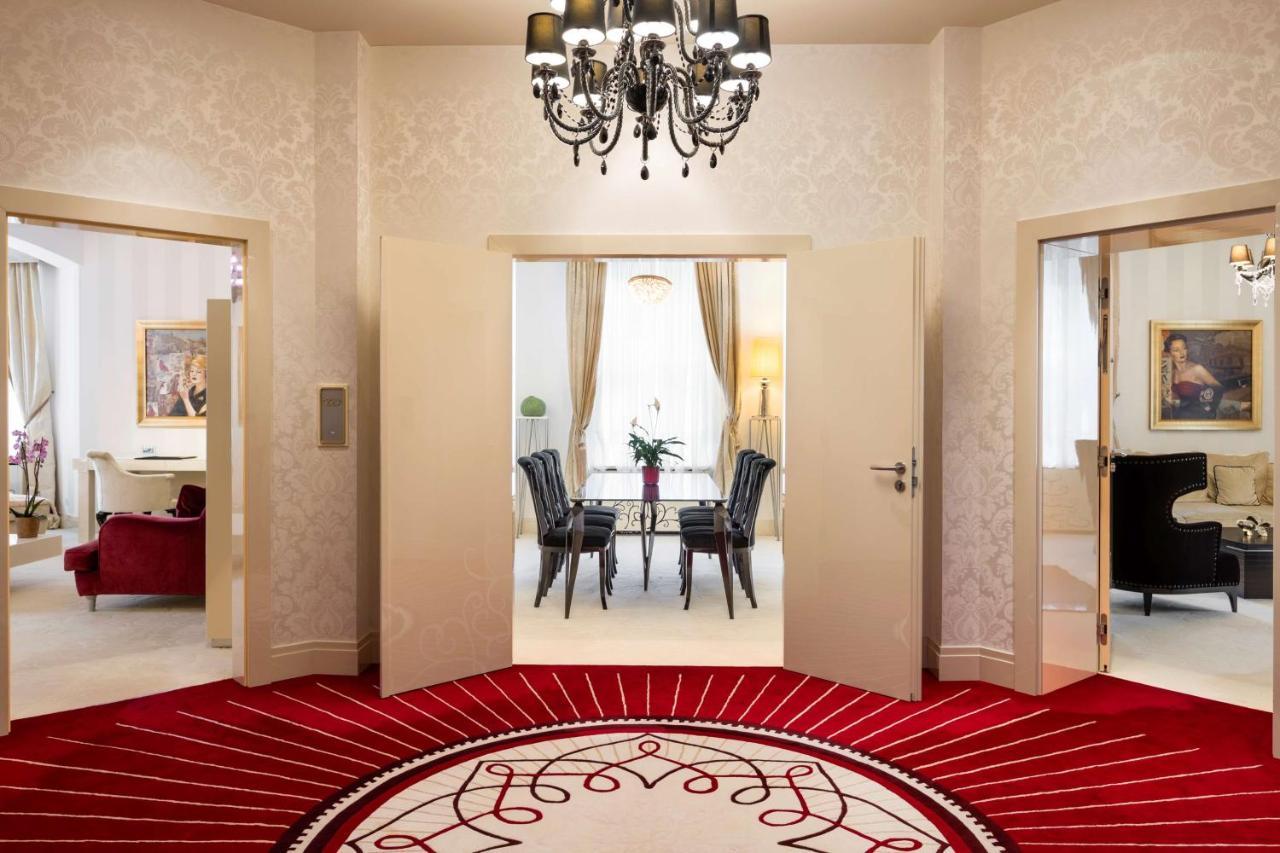 Grand Hotel Kempinski High Tatras Strbske Pleso Bagian luar foto Interior of the hotel