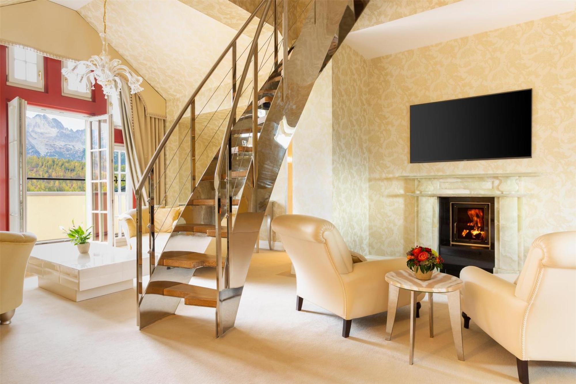 Grand Hotel Kempinski High Tatras Strbske Pleso Bagian luar foto