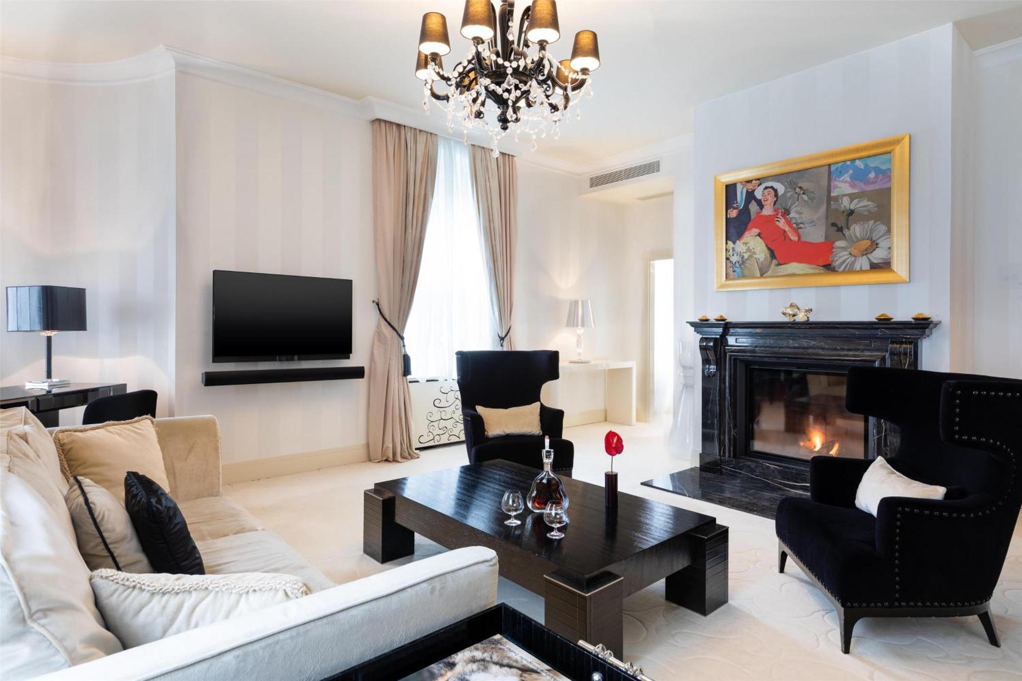 Grand Hotel Kempinski High Tatras Strbske Pleso Bagian luar foto