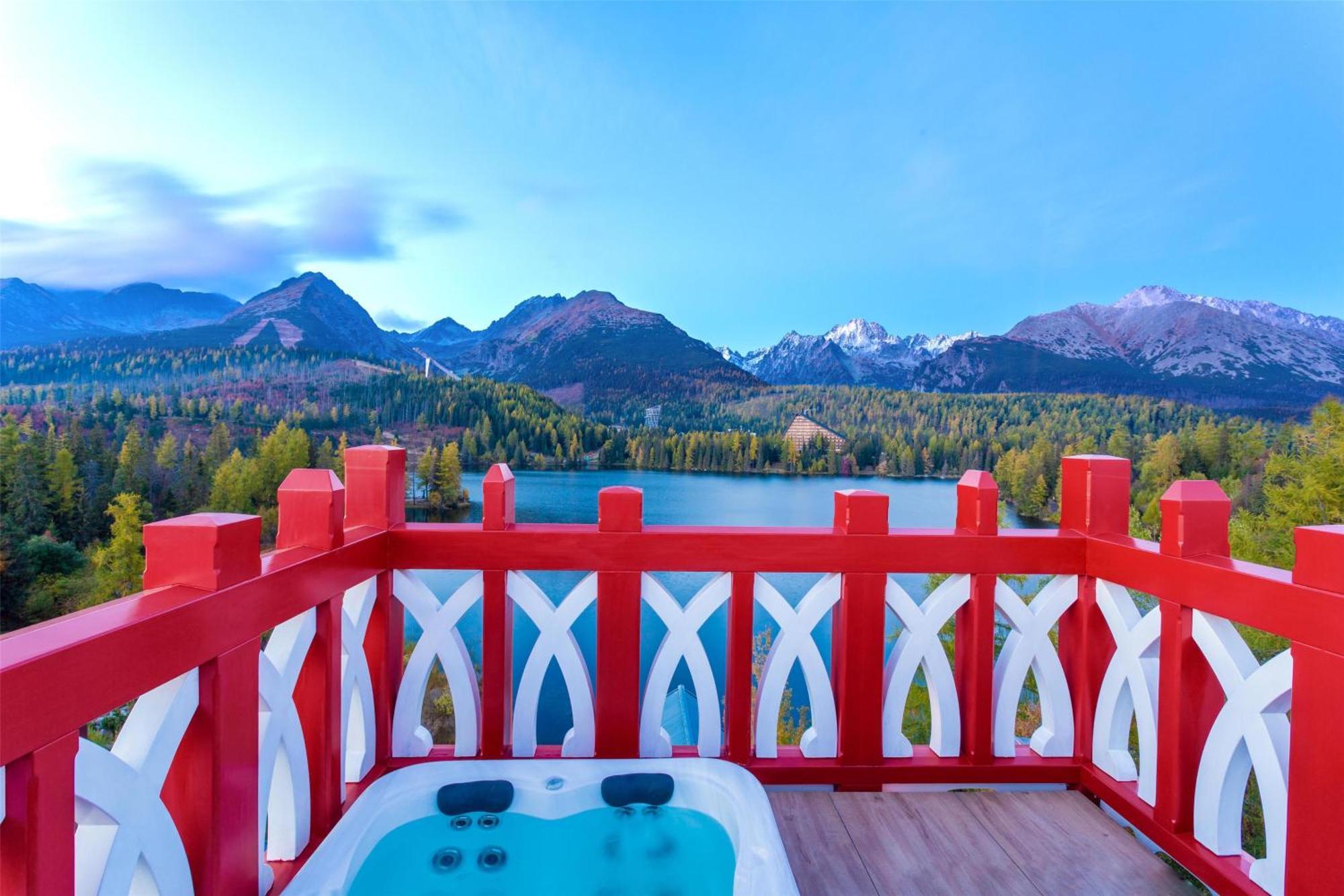Grand Hotel Kempinski High Tatras Strbske Pleso Bagian luar foto