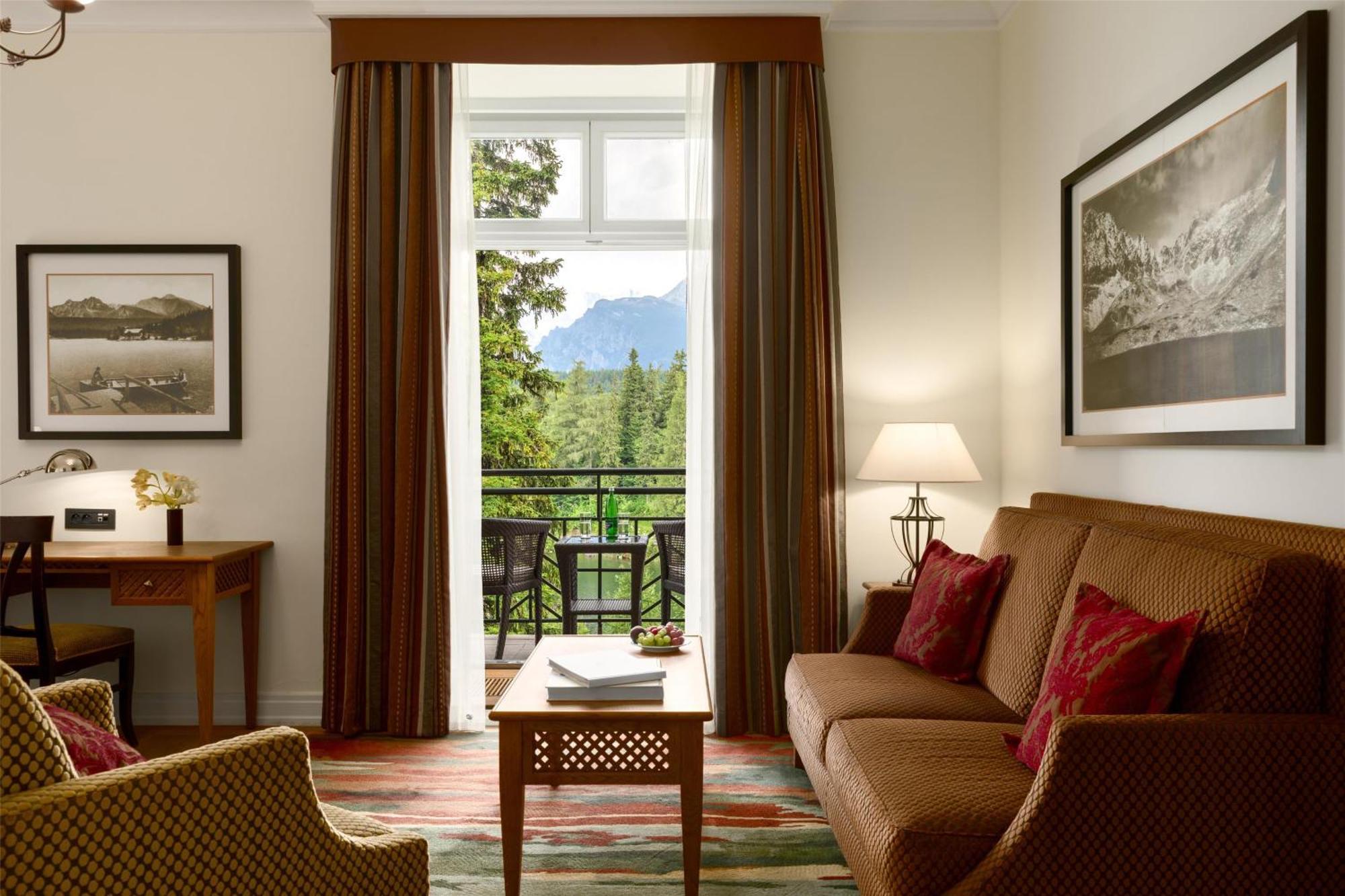 Grand Hotel Kempinski High Tatras Strbske Pleso Bagian luar foto